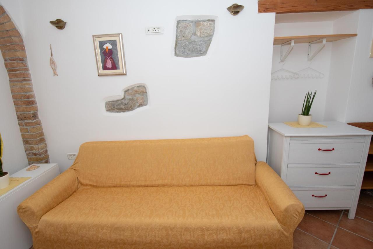 Studio May Piran Exterior foto